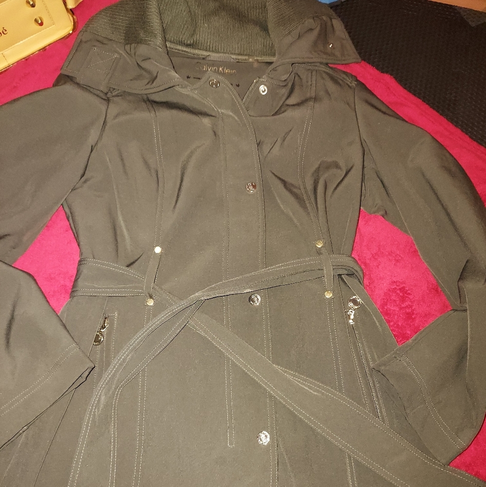 Calvin Klein rain coat green size M